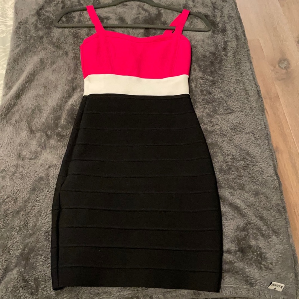 BEBE body con dress size extra small
